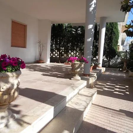 Bouganville Apartment