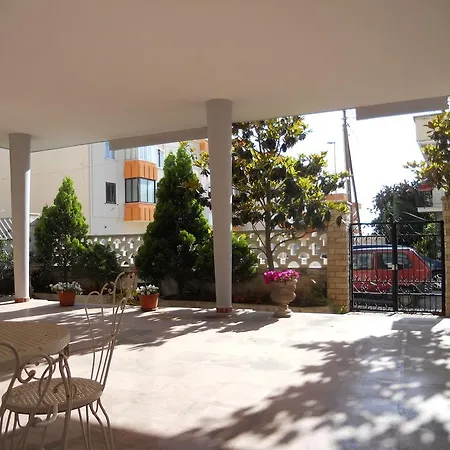 Apartment Bouganville *